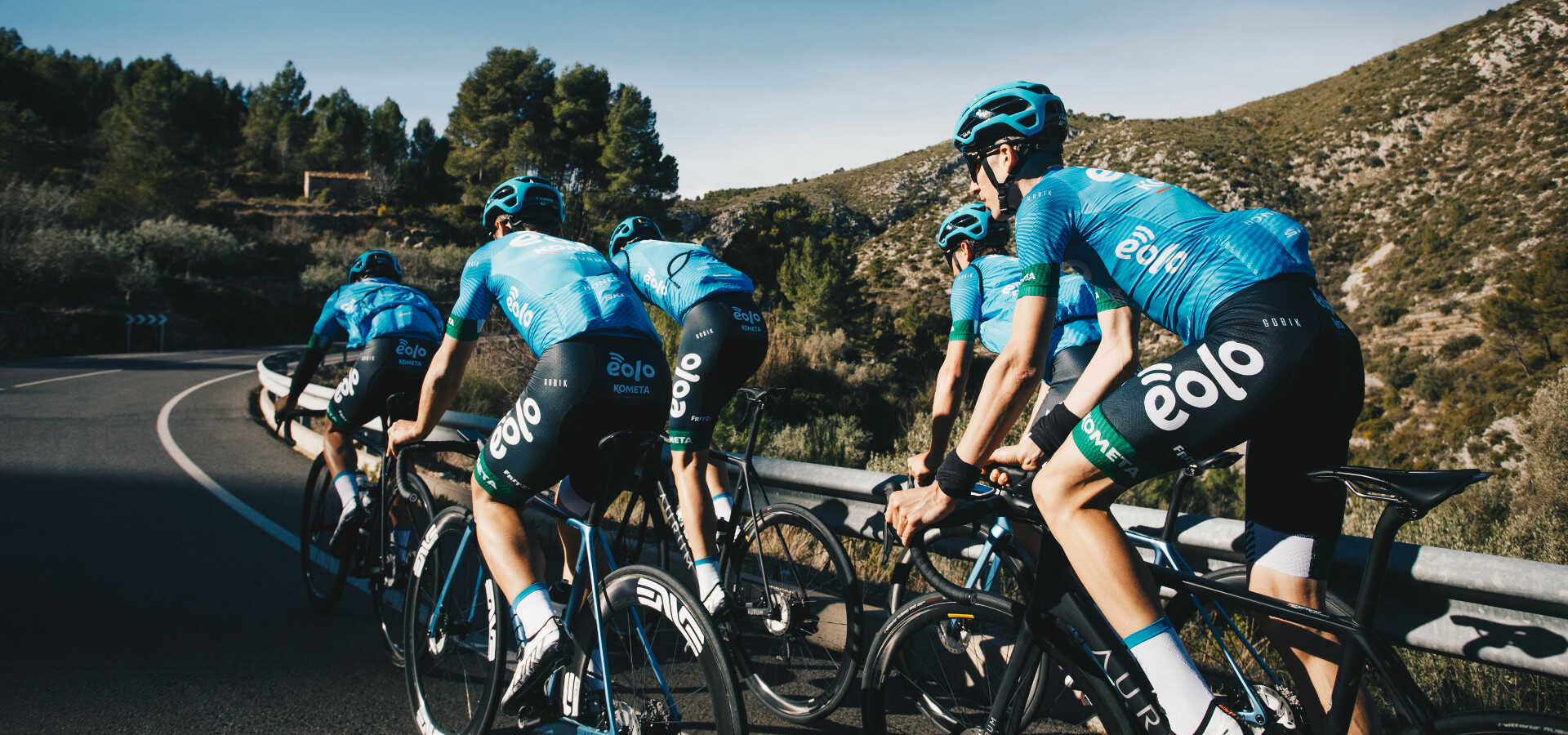 Eolo Kometa Team - Valtellina